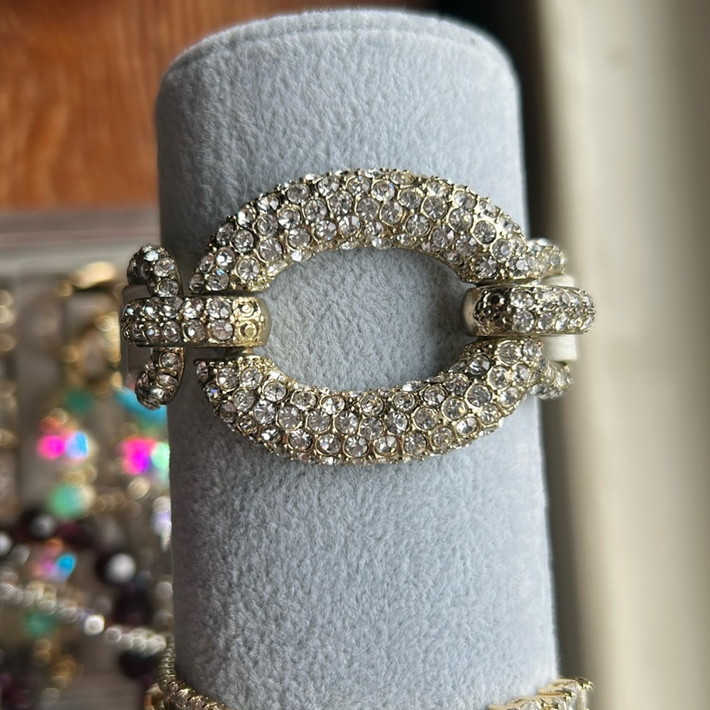 Elegant Gold and Silver Rhinestone Bracelet